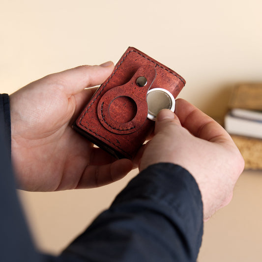 RFID Cork Wallet – AirTag Edition – Burgundy